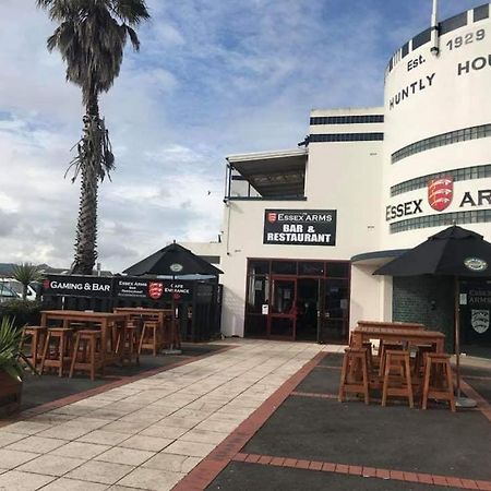 موتيل هونتلي Essex Arms المظهر الخارجي الصورة